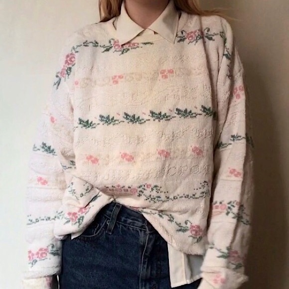 80s Vintage Floral Knit Sweater - Picture 2 of 5